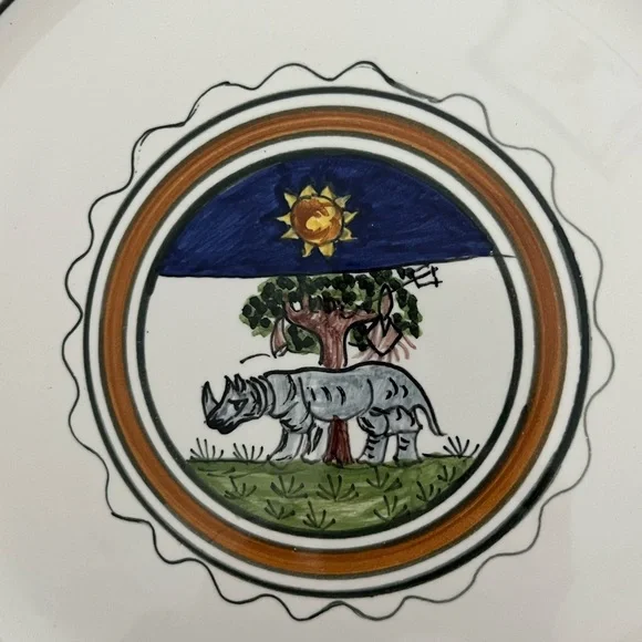 Hand-Painted Decorative Italian 9” Plate-Palio de Siena (Selva/Rhinoceros) - Picture 2 of 4